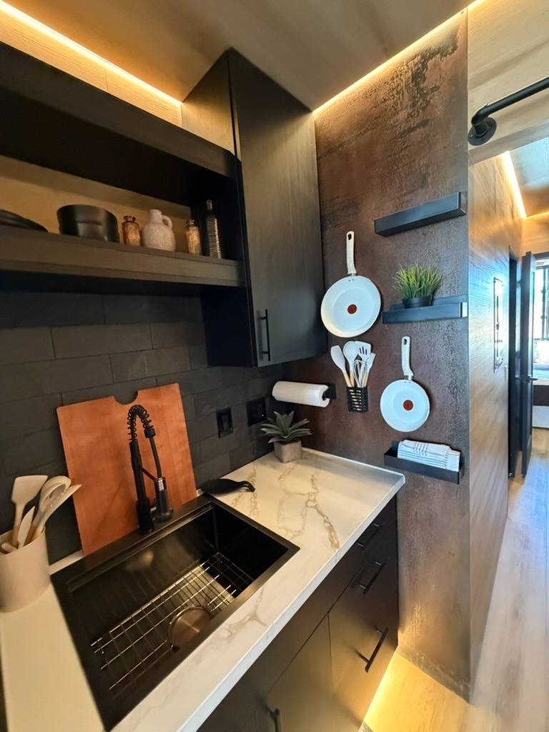 Luxury Off-Grid Kitchenette